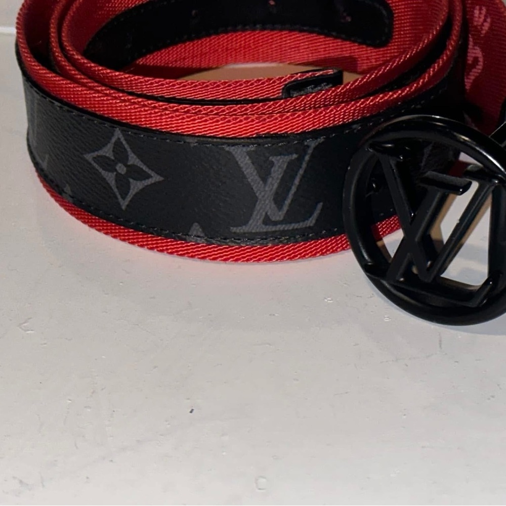 Louis Vuitton Circle Monogrammed Eclipse Belt - 85cm/34 inches - Picture 4 of 13